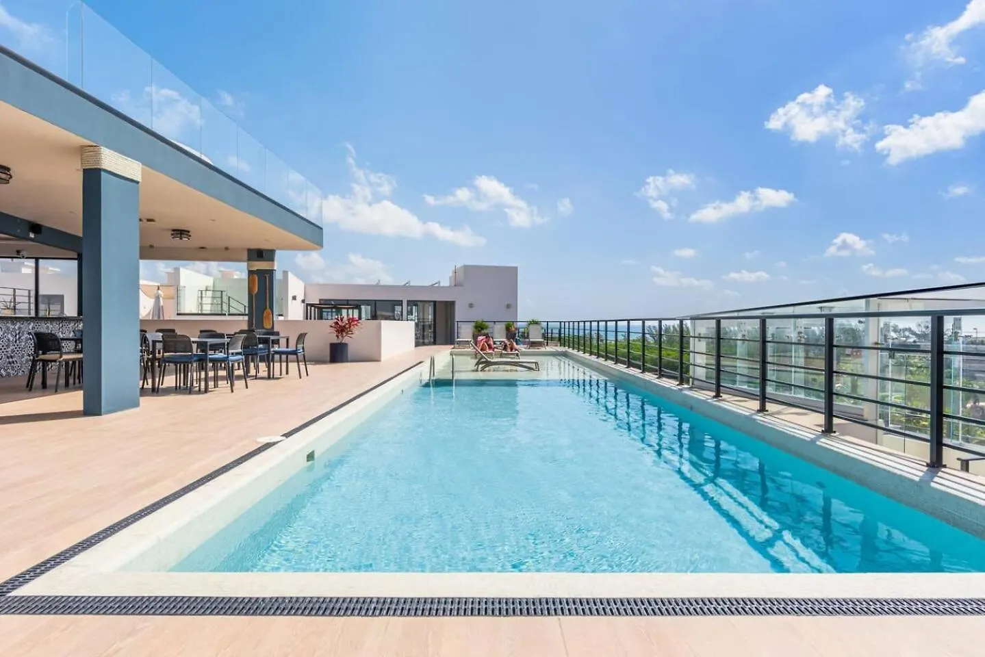 Luxury 1Br 1Ba Ocean View From Balcony And Rooftop Playa del Carmen Mexico